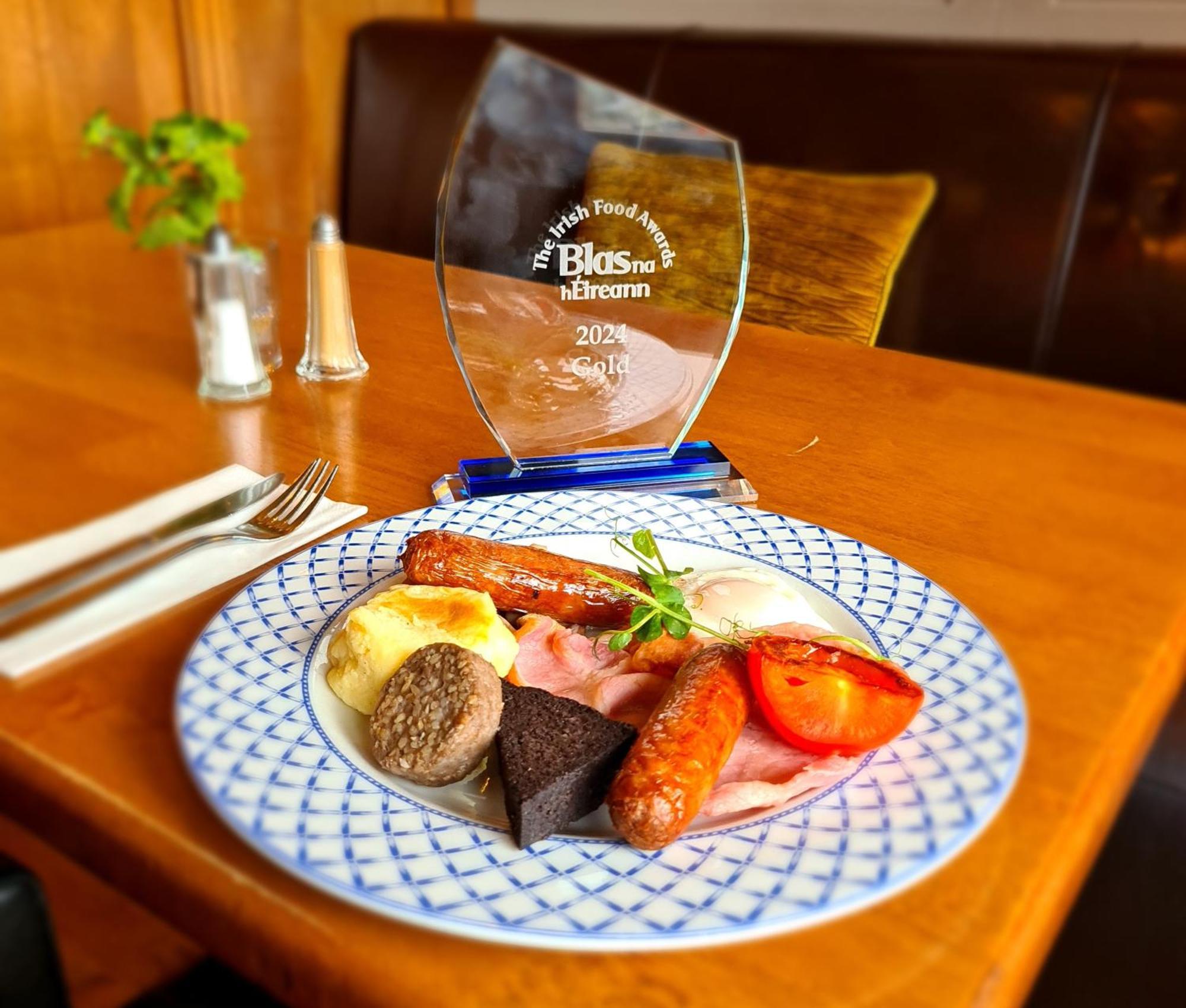 Brook Lane Hotel เคนแมร์ ภายนอก รูปภาพ