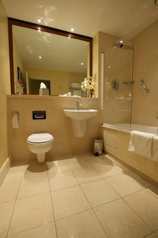 Brook Lane Hotel เคนแมร์ ภายนอก รูปภาพ